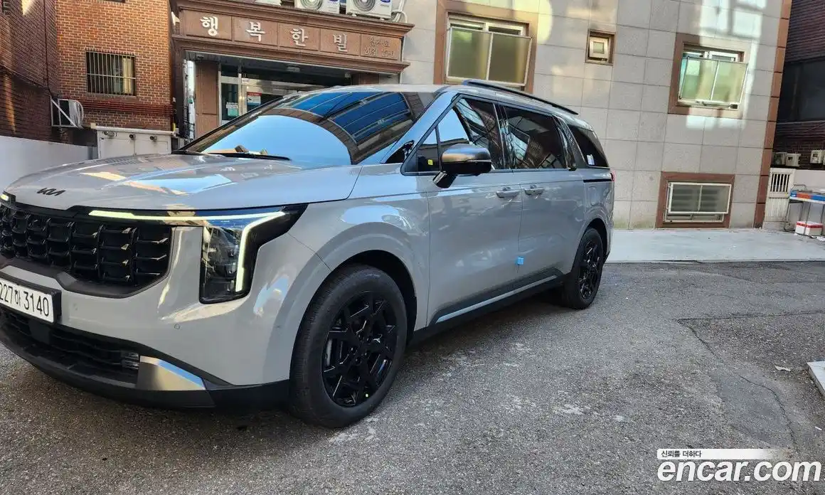 Kia Canival 2025 1.6 гидро в Москве № 1831244, фото 7