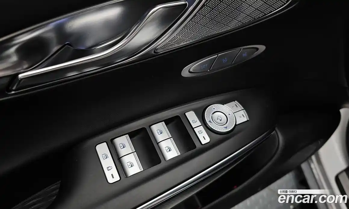 Genesis GV70 2021 2.5 гидро в Москве № 1832244, фото 23