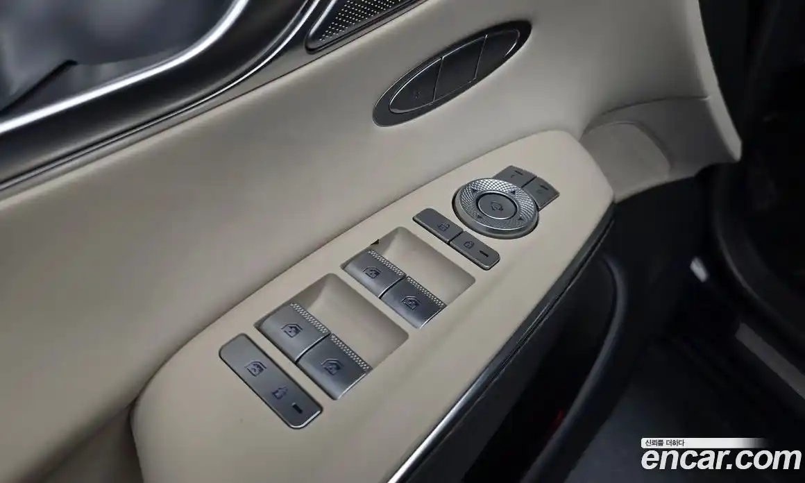 Genesis GV70 2021 2.5 гидро в Москве № 1832440, фото 28
