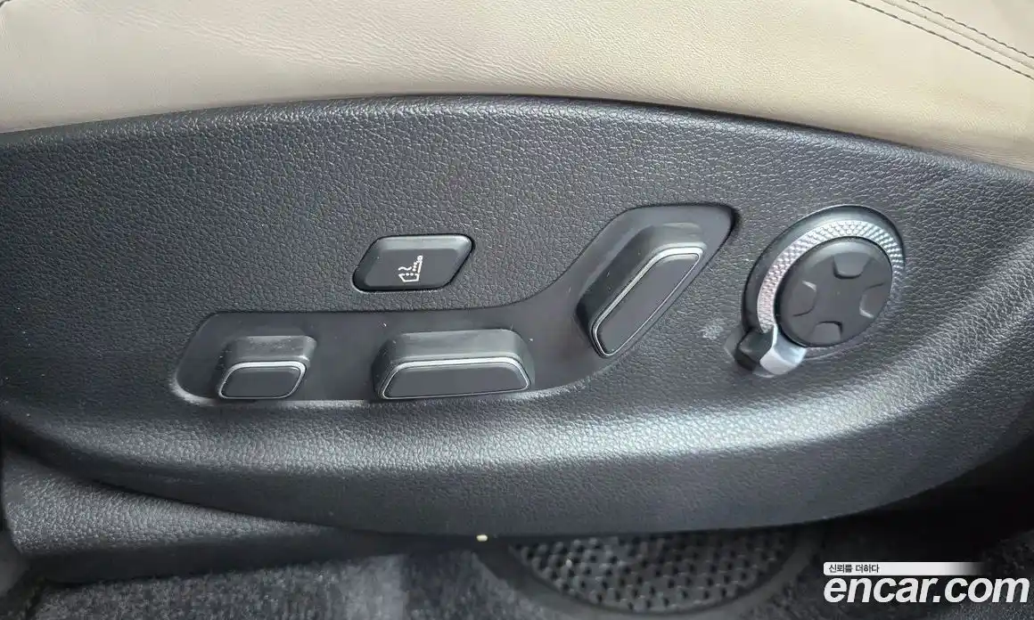 Genesis GV70 2021 2.5 гидро в Москве № 1832440, фото 31