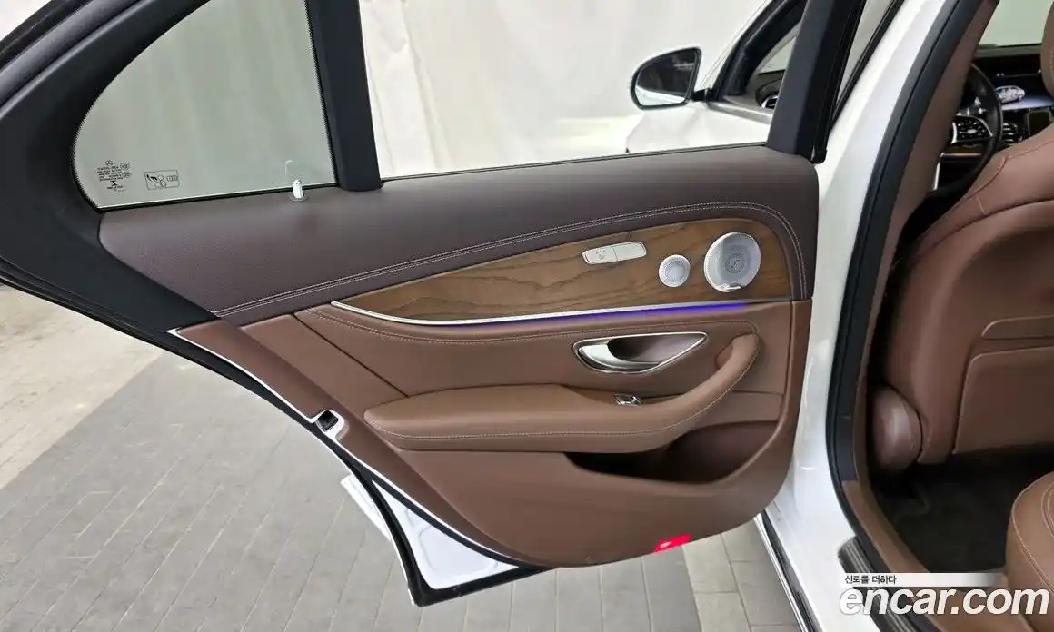 Mercedes-Benz E-Class 2019 2.0 гидро в Москве № 1834267, фото 15