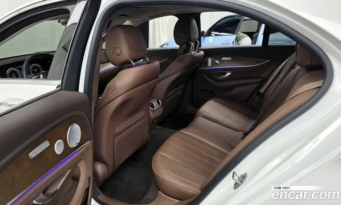 Mercedes-Benz E-Class 2019 2.0 гидро в Москве № 1834267, фото 16
