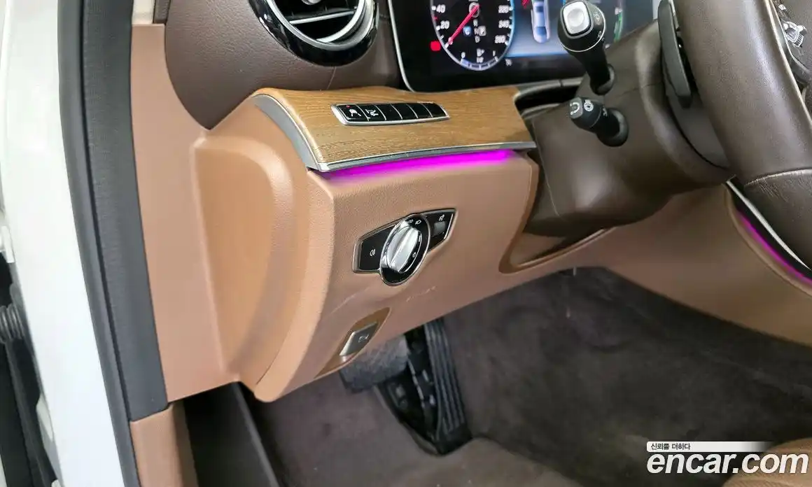 Mercedes-Benz E-Class 2019 2.0 гидро в Москве № 1834267, фото 30