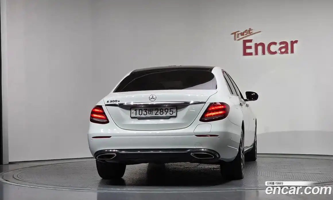 Mercedes-Benz E-Class 2019 2.0 гидро в Москве № 1834267, фото 4