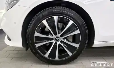 Mercedes-Benz E-Class 2019 2.0 гидро в Москве № 1834267, миниатюра 5