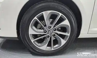 Renault SM3 2014 1.6 гидро в Москве № 1834548, миниатюра 5