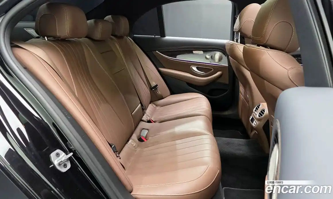 Mercedes-Benz E-Class 2022 3.0 гидро в Москве № 1834821, фото 16