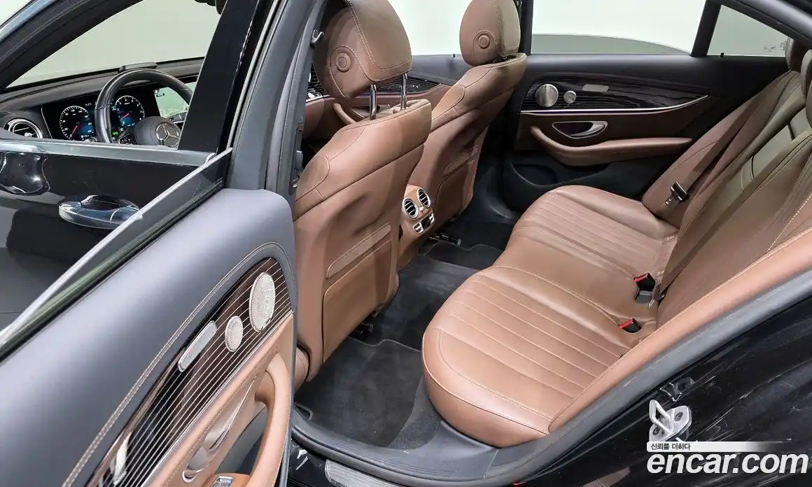 Mercedes-Benz E-Class 2022 3.0 гидро в Москве № 1834821, фото 18