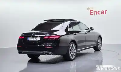 Mercedes-Benz E-Class 2022 3.0 гидро в Москве № 1834821, миниатюра 2