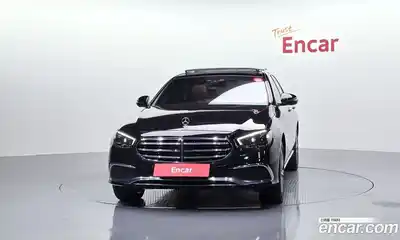 Mercedes-Benz E-Class 2022 3.0 гидро в Москве № 1834821, миниатюра 3