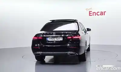 Mercedes-Benz E-Class 2022 3.0 гидро в Москве № 1834821, миниатюра 4