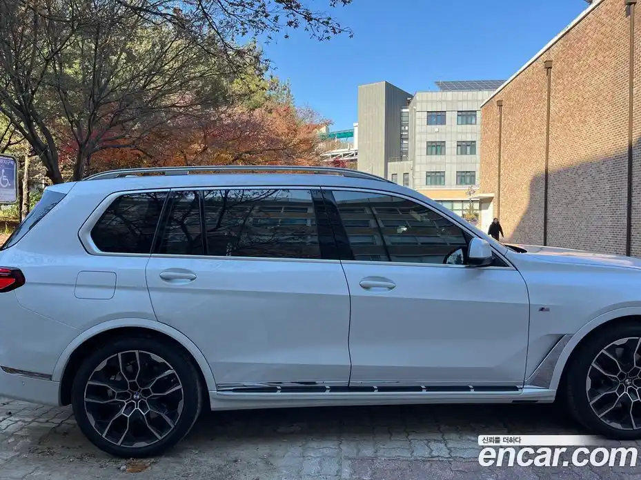 BMW X7 2025 3.0 гидро в Москве № 1835361, фото 5