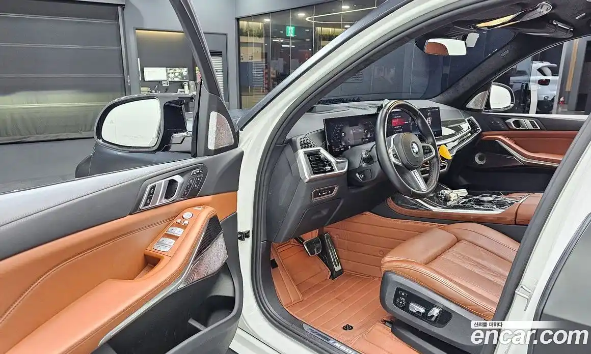 BMW X7 2024 4.4 гидро в Москве № 1835404, фото 10