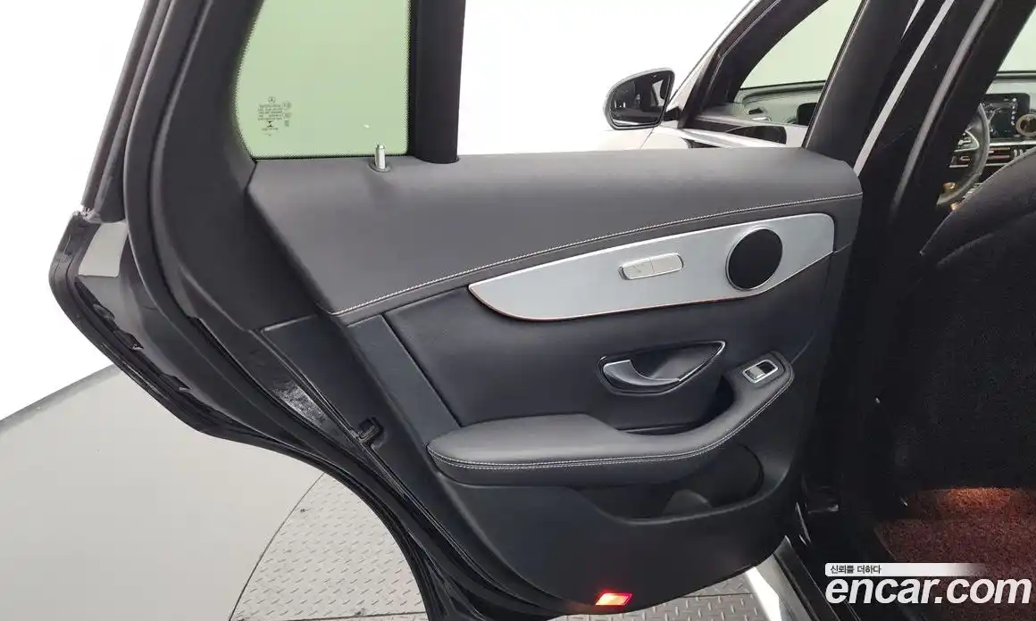 Mercedes-Benz EQC 2020 0.2 гидро в Москве № 1835948, фото 15