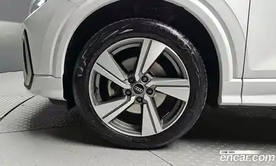 Audi Q2 2023 2.0 гидро в Москве № 1836573, миниатюра 5