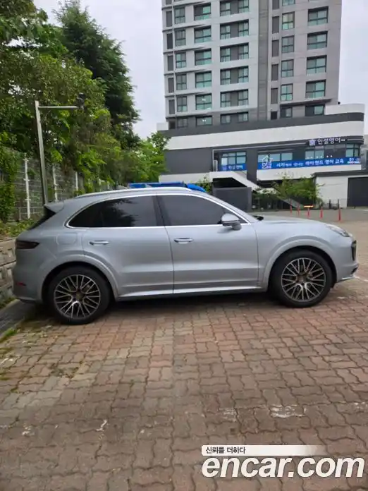 Porsche Cayenne 2022 3.0 гидро в Москве № 1837231, фото 3