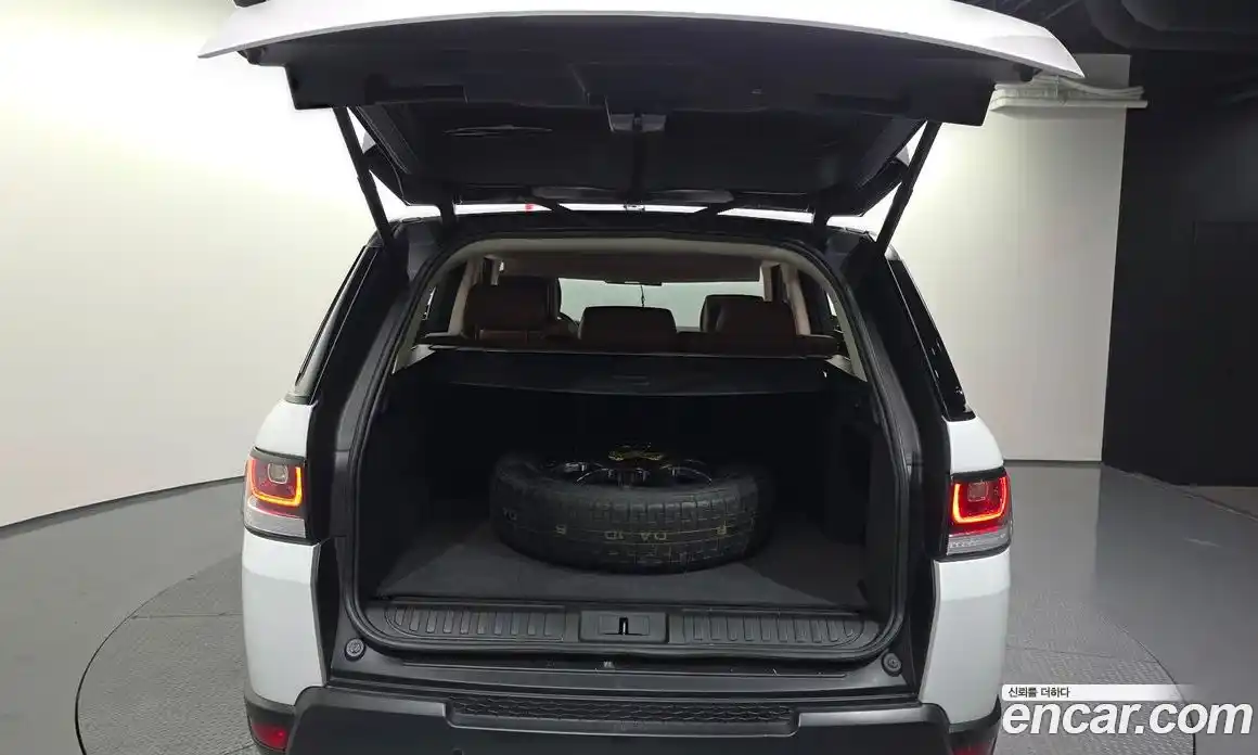 Land Rover Range-Rover Sport 2014 3.0 гидро в Москве № 1837358, фото 20