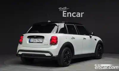 Mini Cooper 2023 1.5 гидро в Москве № 1837515, миниатюра 2
