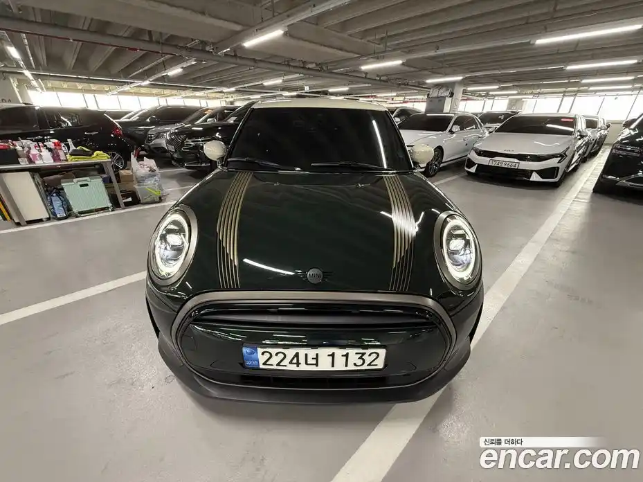 Mini Cooper 2022 1.5 гидро в Москве № 1837757, фото 3