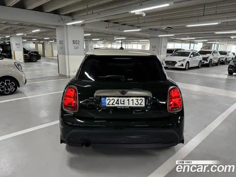 Mini Cooper 2022 1.5 гидро в Москве № 1837757, фото 4