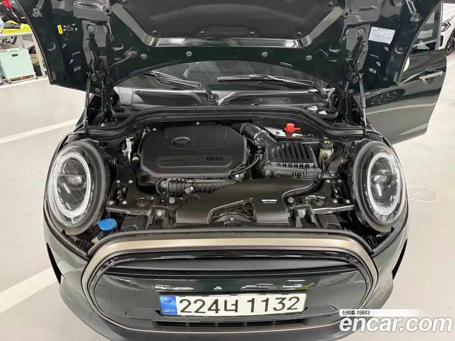 Mini Cooper 2022 1.5 гидро в Москве № 1837757, фото 6