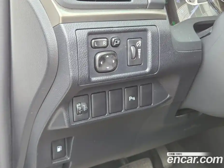 Lexus CT200h 2015 1.8 гидро в Москве № 1838010, фото 14