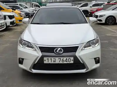 Lexus CT200h 2015 1.8 гидро в Москве № 1838010, миниатюра 2
