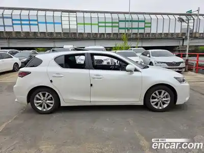 Lexus CT200h 2015 1.8 гидро в Москве № 1838010, миниатюра 5