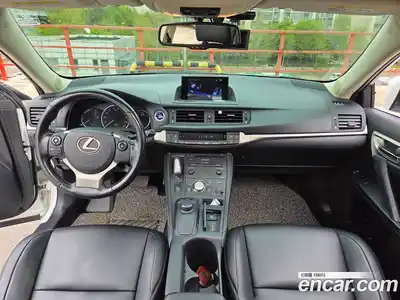 Lexus CT200h 2015 1.8 гидро в Москве № 1838010, миниатюра 8