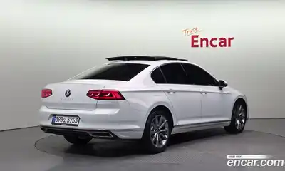 Volkswagen Passat 2021 2.0 гидро в Москве № 1838165, миниатюра 2