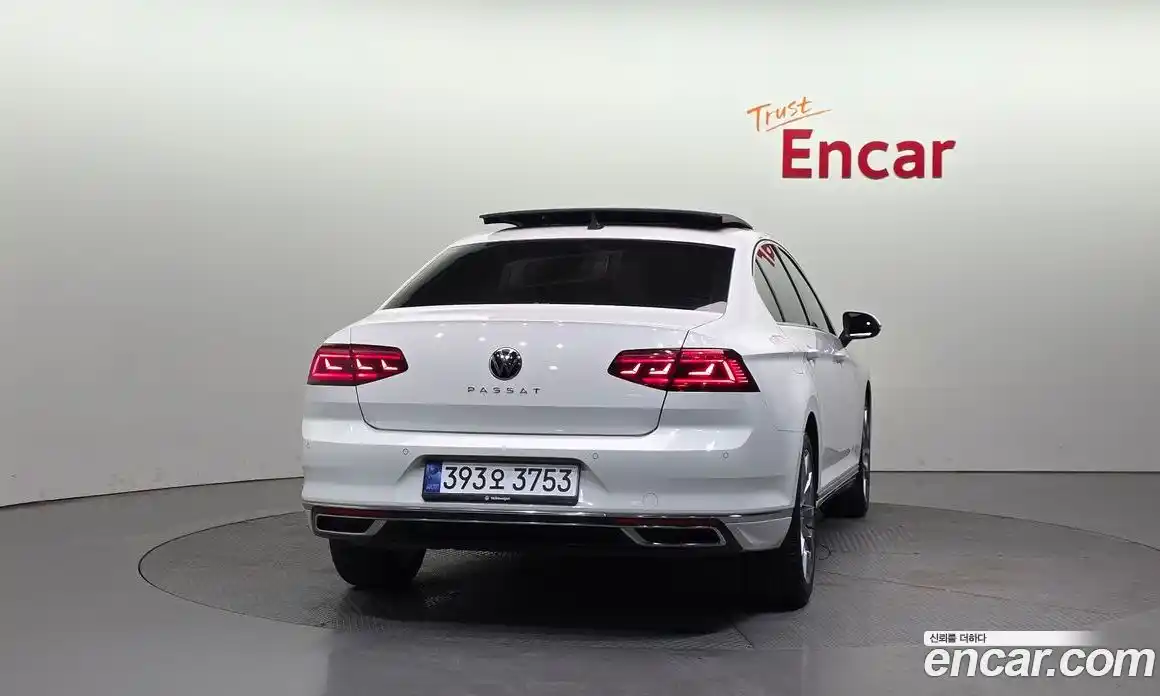 Volkswagen Passat 2021 2.0 гидро в Москве № 1838165, фото 4