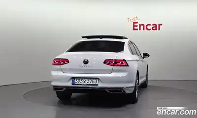 Volkswagen Passat 2021 2.0 гидро в Москве № 1838165, миниатюра 4