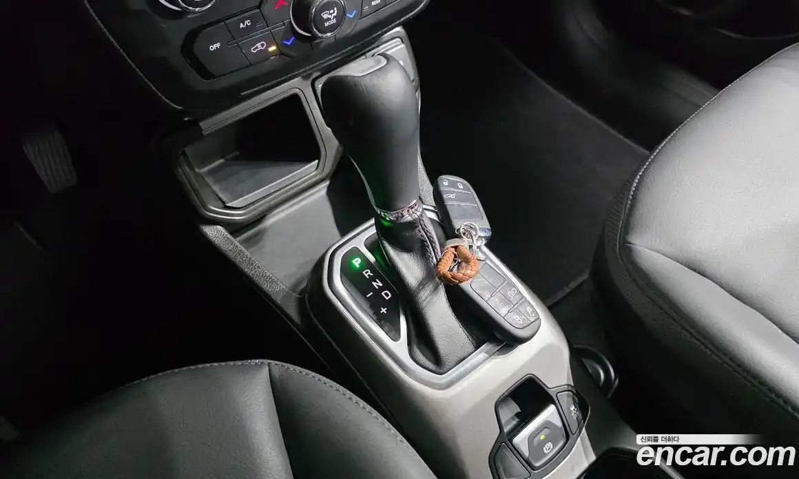 Jeep Renegade 2021 2.4 гидро в Москве № 1838297, фото 12