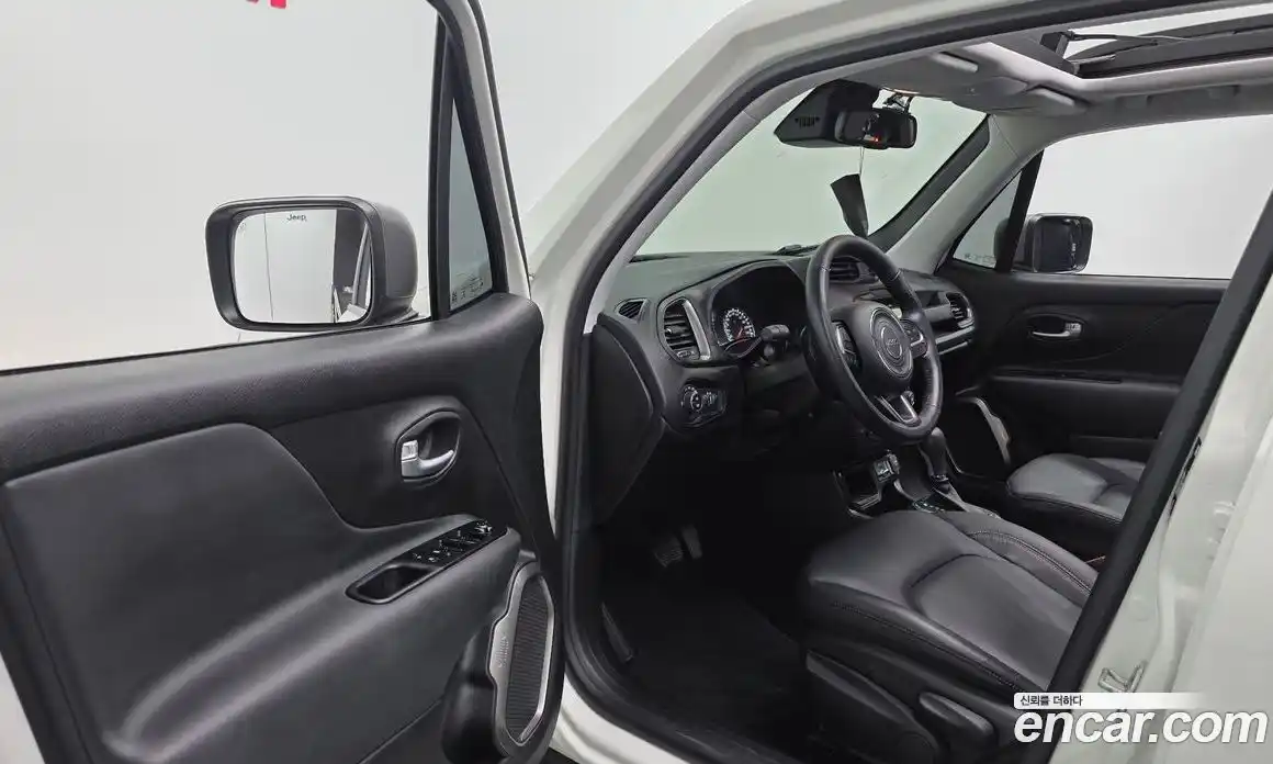 Jeep Renegade 2021 2.4 гидро в Москве № 1838297, фото 13