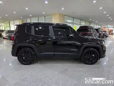 Jeep Renegade 2023 1.3 гидро в Москве № 1838445, миниатюра 5