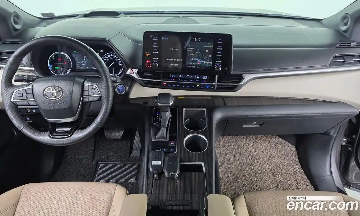 Toyota Sienna 2023 2.5 гидро в Москве № 1838495, фото 7