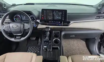 Toyota Sienna 2023 2.5 гидро в Москве № 1838495, миниатюра 7