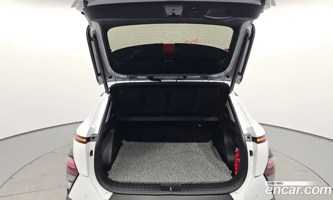 Hyundai Kona 2023 1.6 гидро в Москве № 108923, фото 19