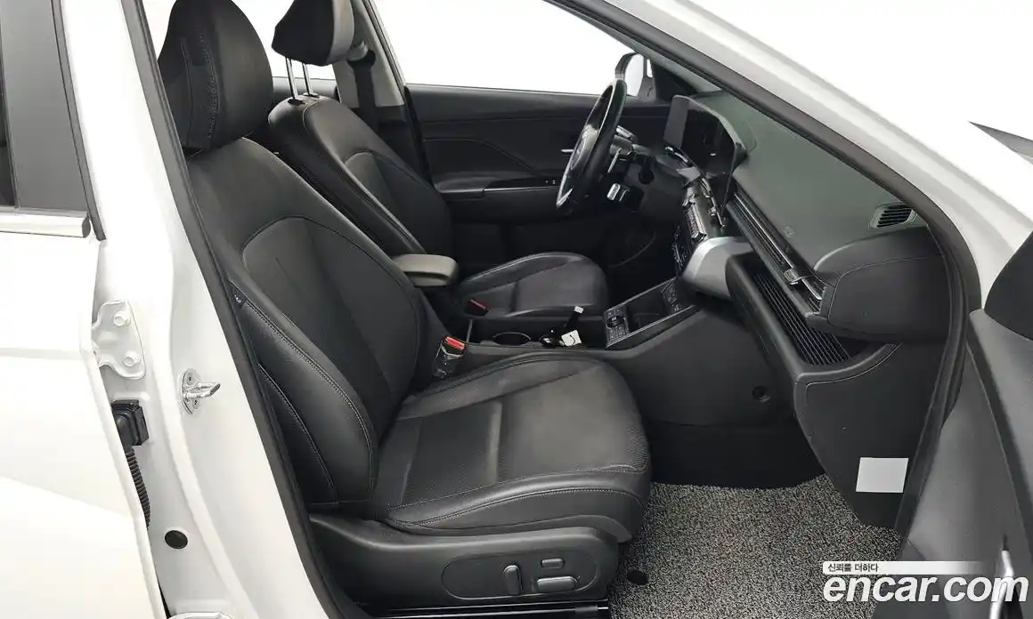 Hyundai Kona 2023 1.6 гидро в Москве № 108923, фото 10