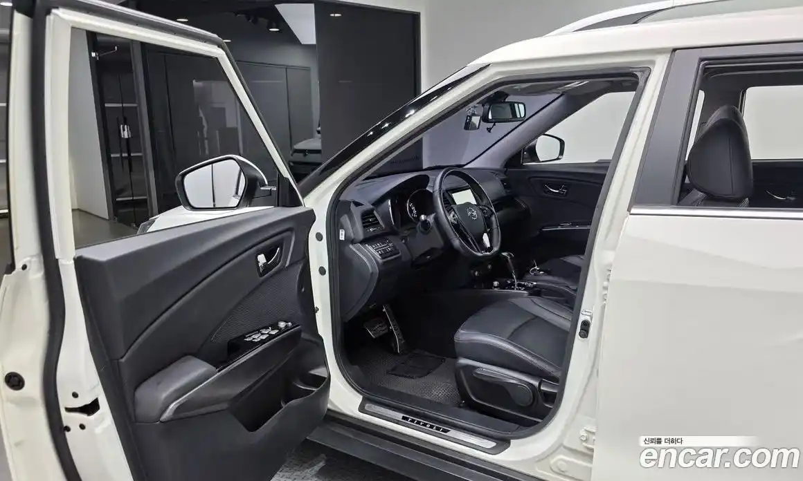 SsangYong TIBOLI 2017 1.6 гидро в Москве № 1278389, фото 13