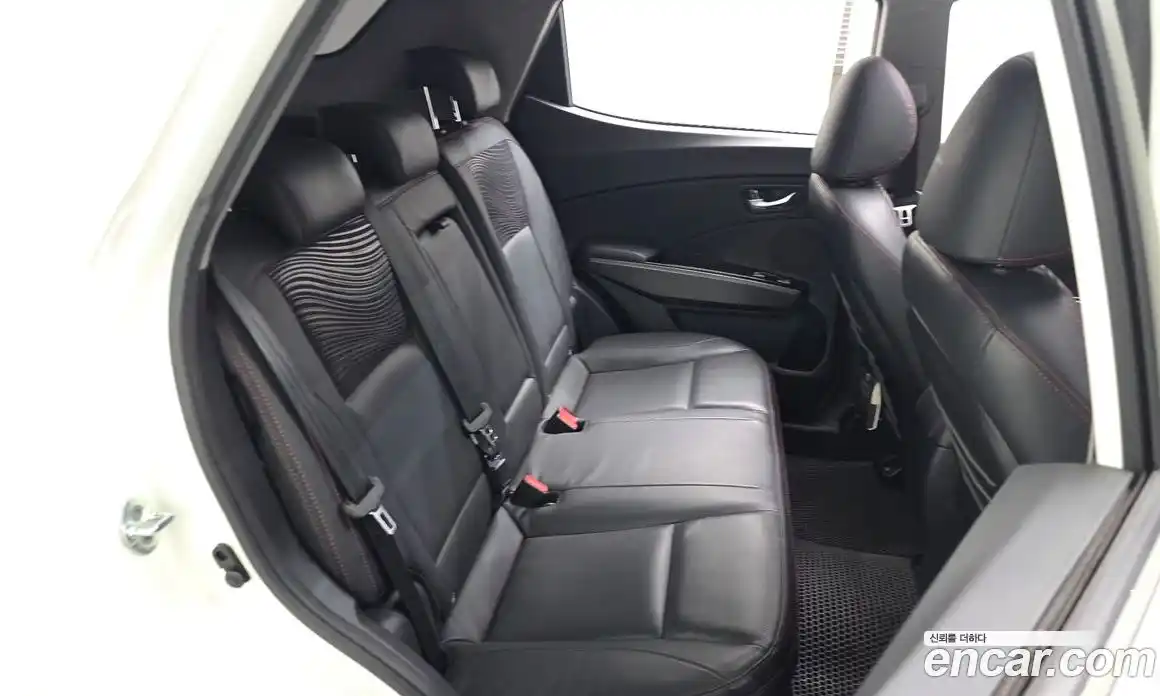 SsangYong TIBOLI 2017 1.6 гидро в Москве № 1278389, фото 17