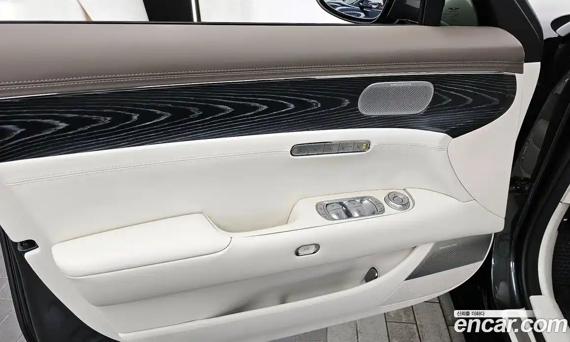 Genesis G90 2024 3.5 гидро в Москве, фото 14