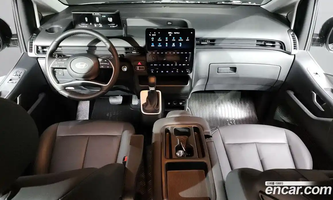 Hyundai Staria 2025 2.2 гидро в Москве № 129685, фото 7