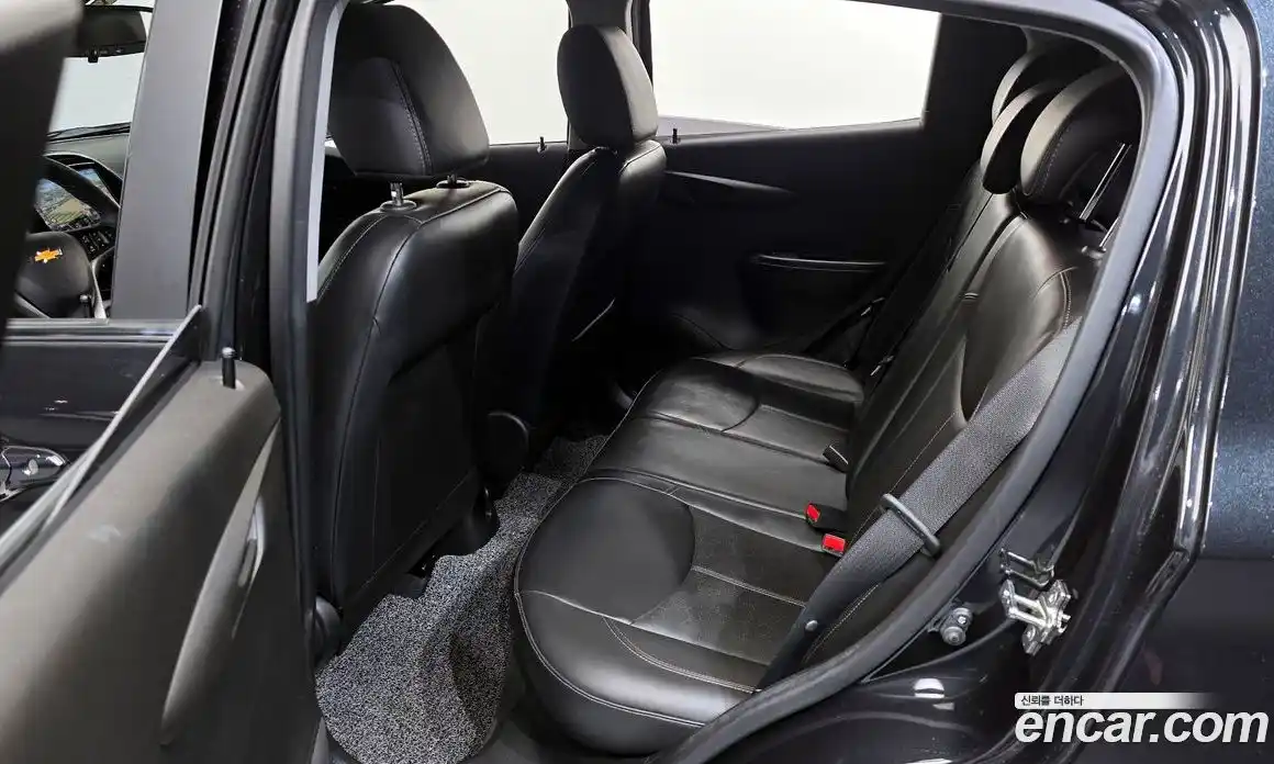 Chevrolet Spark 2016 1.0 гидро в Москве № 1319830, фото 17
