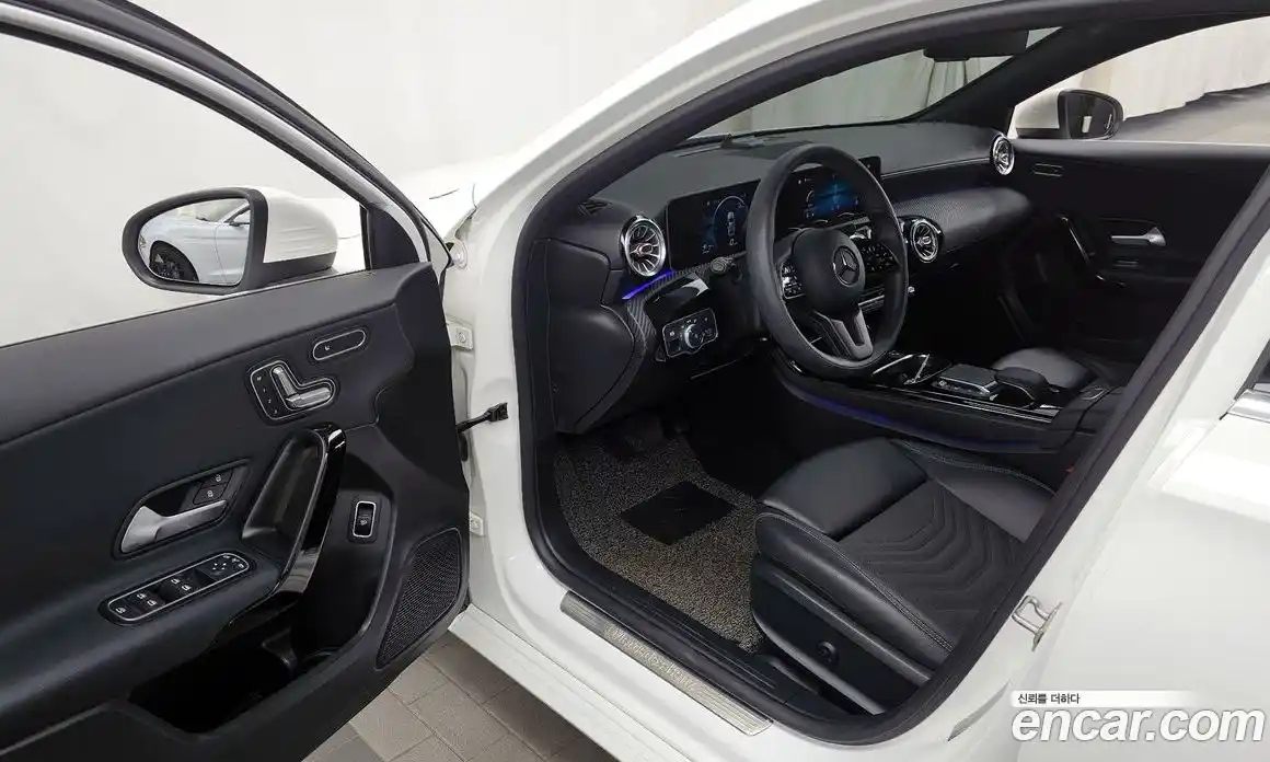 Mercedes-Benz A-Class 2020 2.0 гидро в Москве № 1322136, фото 13