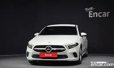 Mercedes-Benz A-Class 2020 2.0 гидро в Москве № 1322136, миниатюра 3