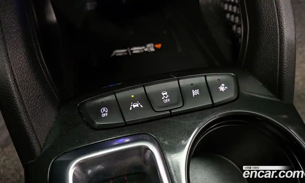 Chevrolet TrailBlazer 2020 1.3 гидро в Москве, фото 31