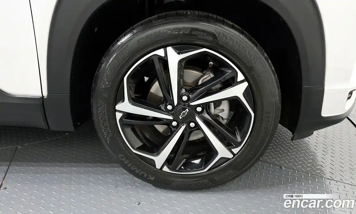 Chevrolet TrailBlazer 2020 1.3 гидро в Москве, фото 7