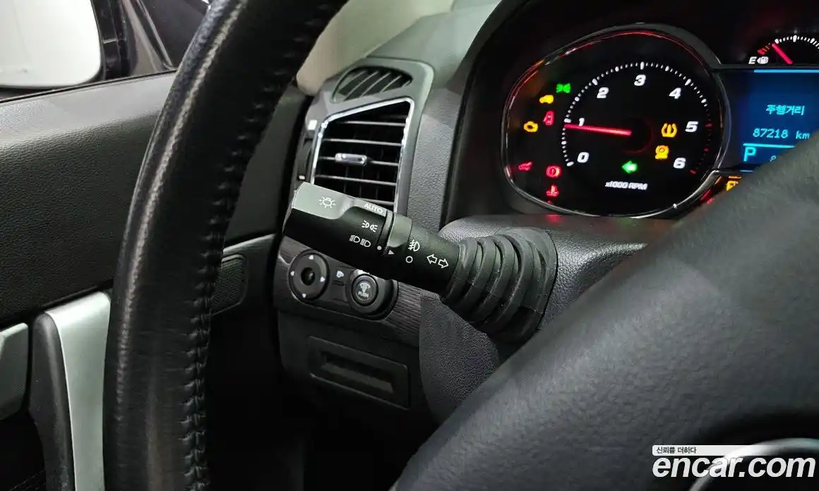 Chevrolet Captiva 2014 2.0 гидро в Москве № 1345124, фото 32