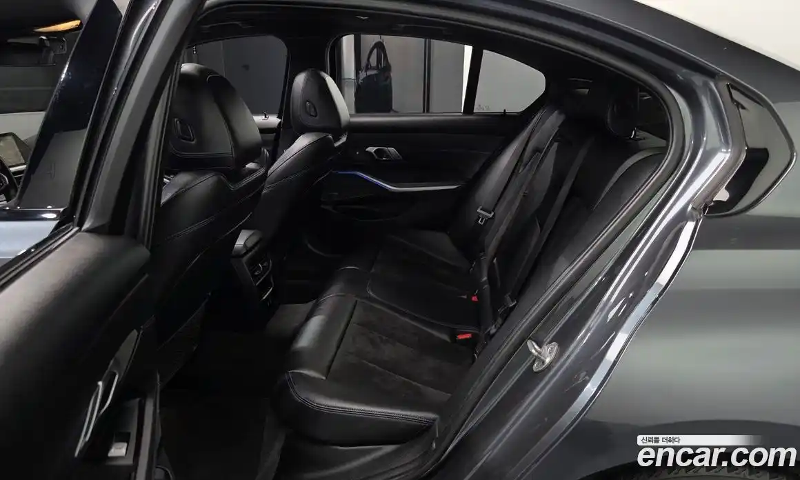 BMW 3-Series 2021 2.0 гидро, фото 15